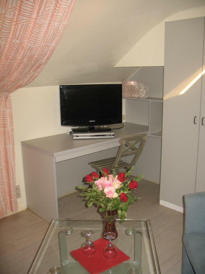 Bed and Breakfast B&Logies De Duinroos Koksijde Exterior foto